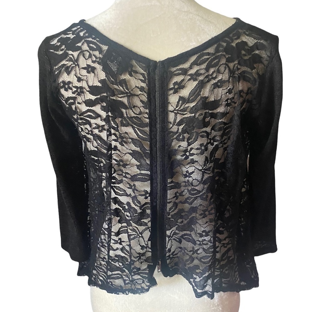 DAYTRIP-BLACK LACE TOP - Picture 5 of 9